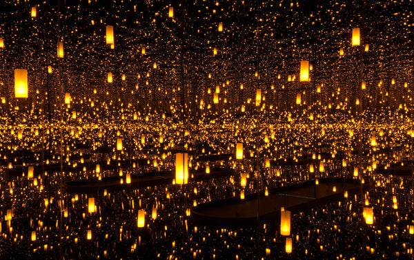 MUST SEE  EXHIBITION: Yayoi Kusama Infinity Mirror Rooms at Tate Modern