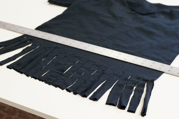 Upcycle your old T-shirt into a handy tote bag
